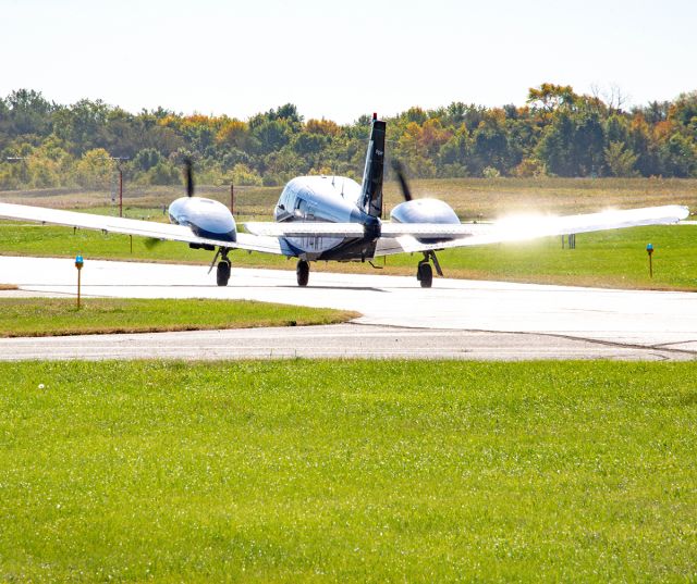 MAC_LVN Airport_aircraft on airfield