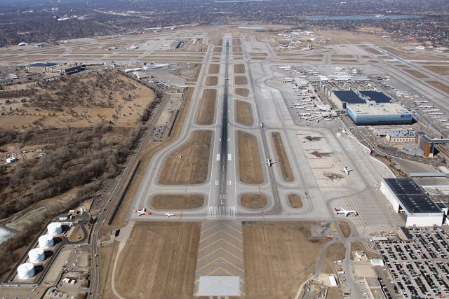MSP Runway 12R-30L