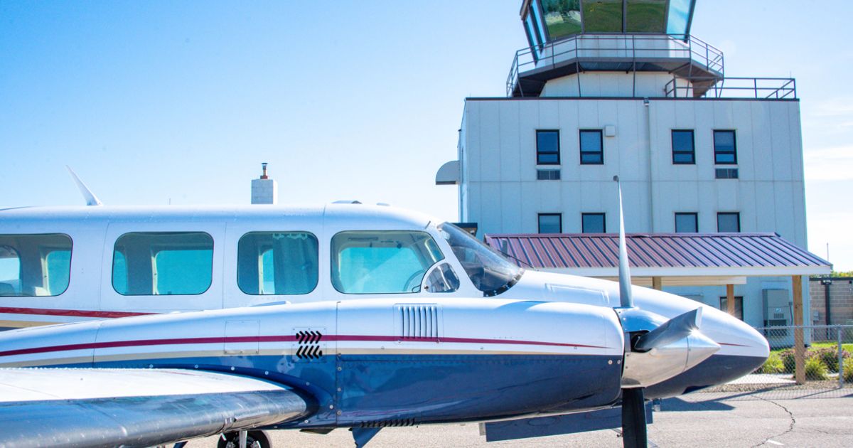 Crystal 2021 Annual Report Metropolitan Airports Commission